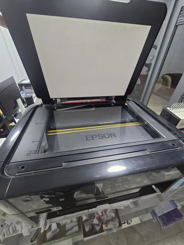 Epson L850 sotiladi 2
