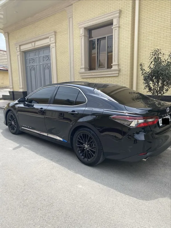 Toyota Camry 2.5 hybrid 2023 yil 3 Toyota Camry 2.5 hybrid 2023 yil 3