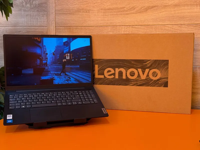 Lenovo Laptop 4