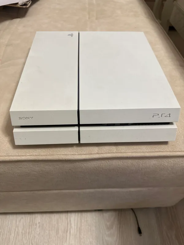 PlayStation 4 + VR 1 3 PlayStation 4 + VR 1 3