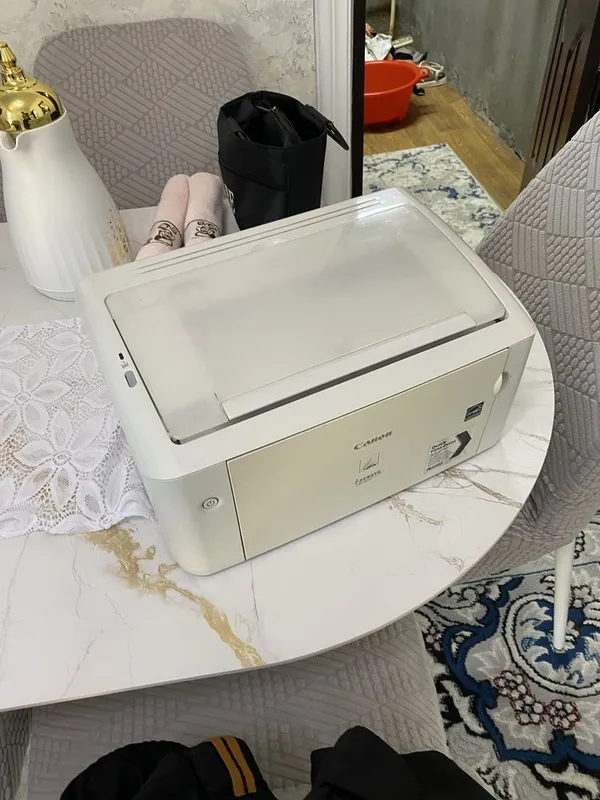 Canon lbp3010 oq-qora printer aybi yoq holati a'lo — фото 1