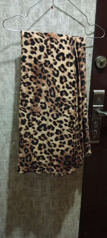 Zamonaviy leopard printli ayollar yubkasi 2