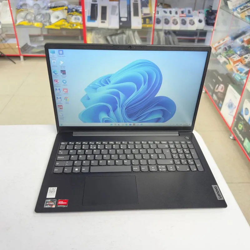 Lenovo AMD RYZEN 3 7320U 5500MHz ddr5 8/256 ssd holati ideal