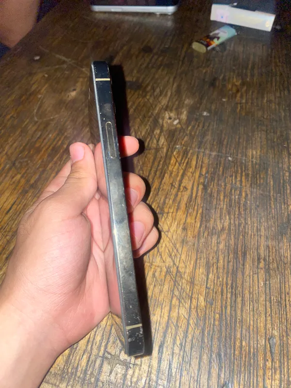 Iphone 12 pro 1