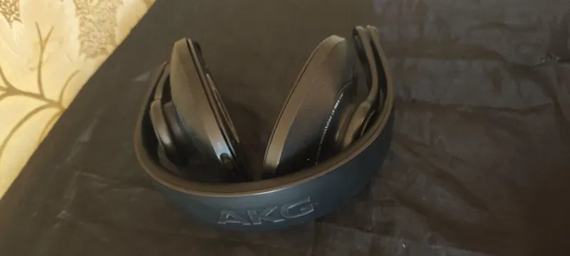 Профессиональные студийные наушники akg k361 bt