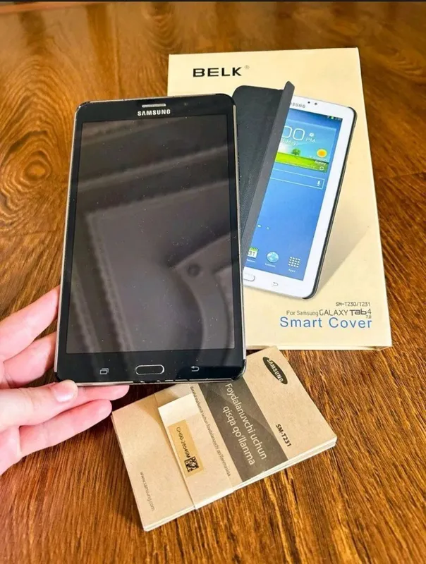 Samsung Galaxy Tab 4, планшет-телефон, планшет Belk 1
