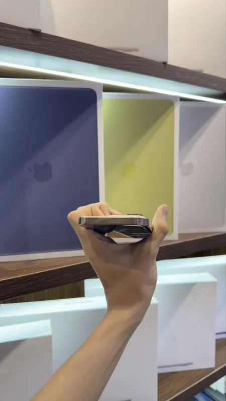iphone 16 pro naxtka 6