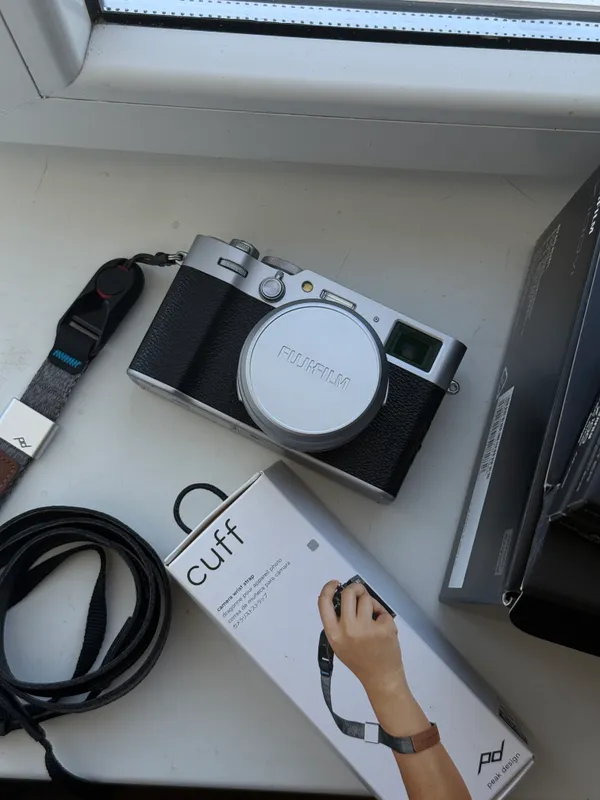Продам свой Fujifilm x100vi в отличном состоянии