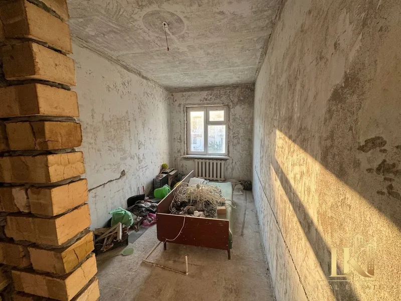 Продаётся уютная 4-х комнатная квартира на Генерал Петрова — фото 5