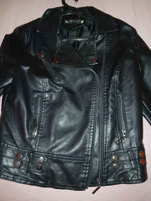 Ayol qizlar un qora koja kastyum XL 100 ming 2