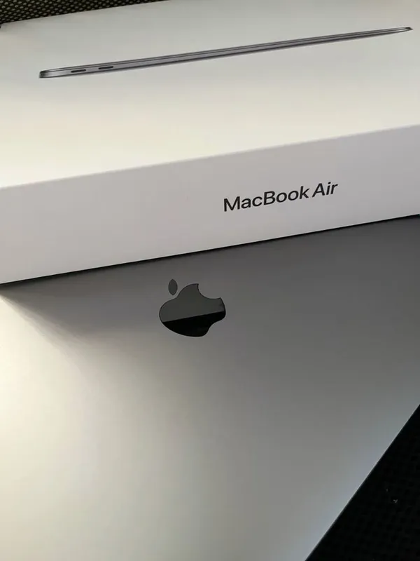 Apple Macbook air m1 1