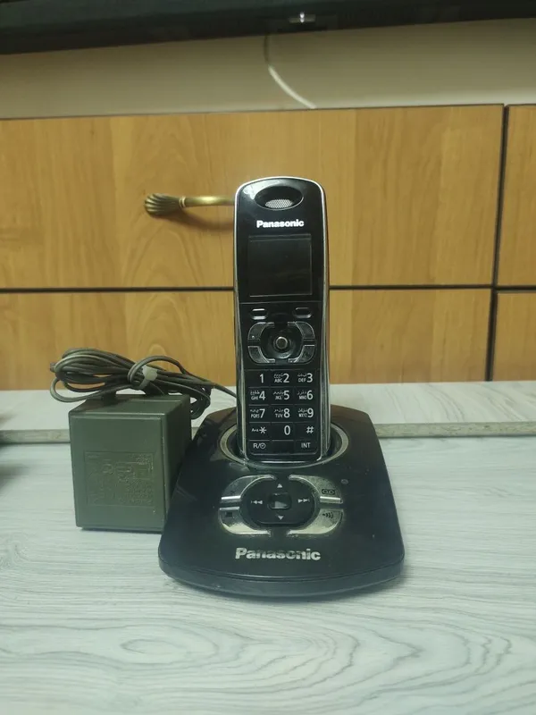 Продается домашний телеон Panasonic 1 Продается домашний телеон Panasonic 1