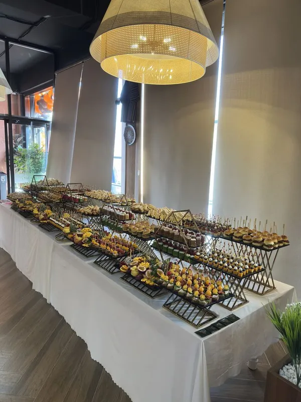 Kofe brek furshet obed catering stol furshetniy prakat beramiza 5 Kofe brek furshet obed catering stol furshetniy prakat beramiza 5