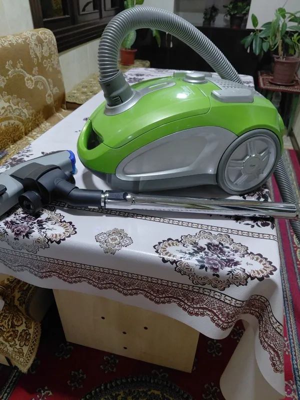 Пылесос Gomer Lotus 2200W 4