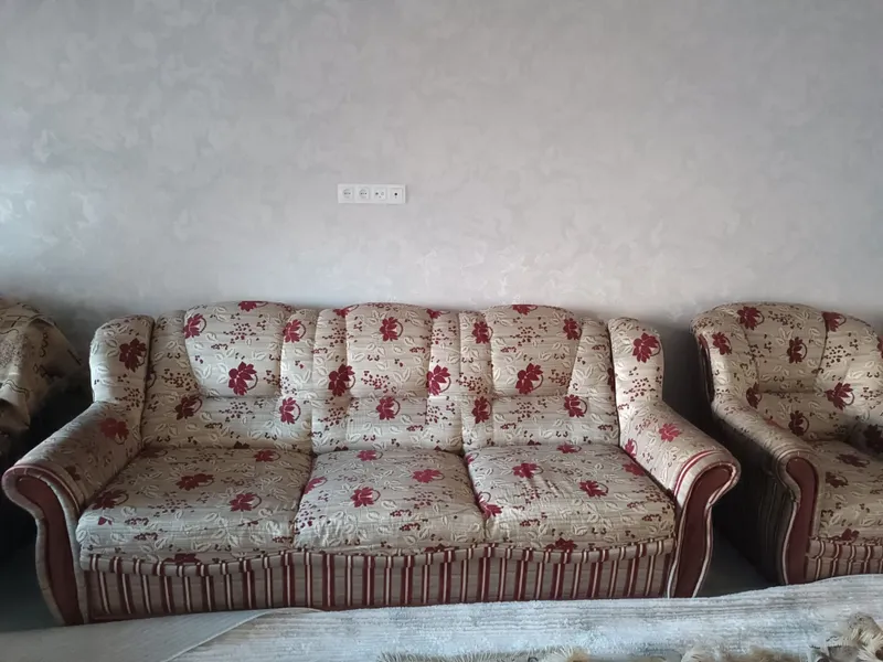 Диван и 2 кресла Huvaydo mebel, 2 шторы 1