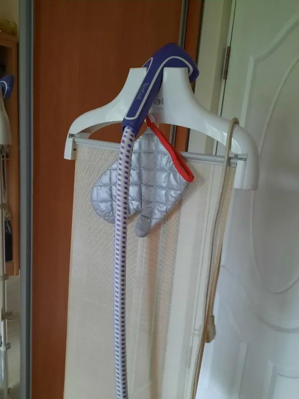 Продам паровой утюг Tefal 2