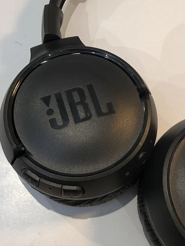 JBL 510 BT наушники, купили в Лондоне — фото 1