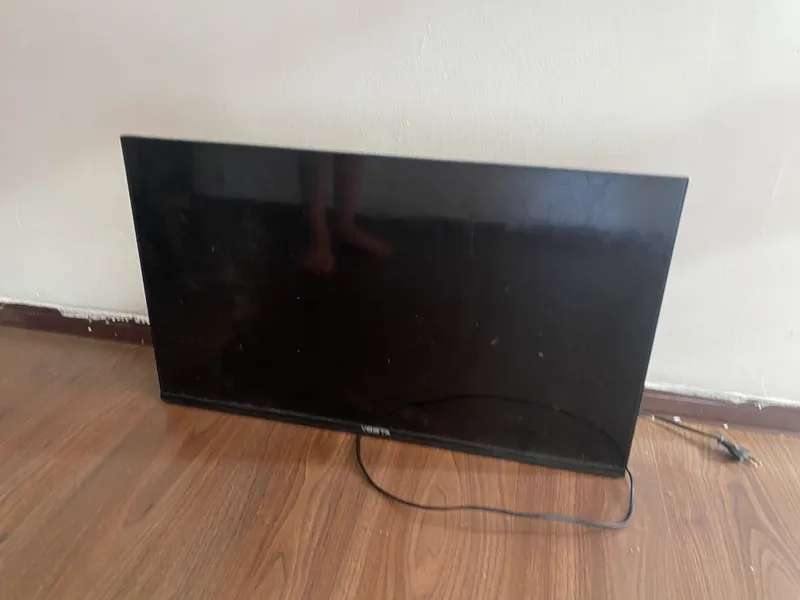 Vesta tilvizor YouTube bor ekrani ketgan 100 ming 1