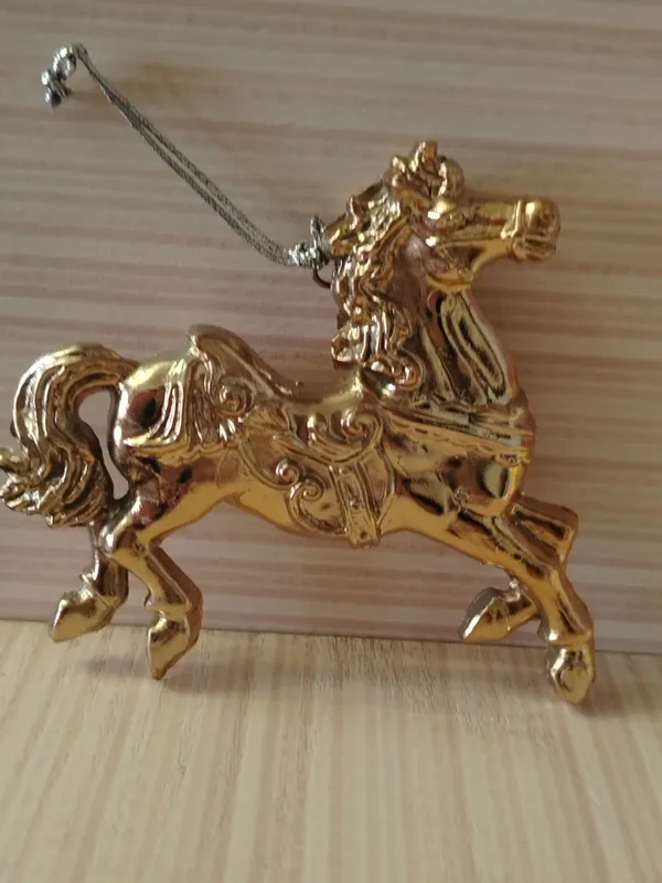 Ёлочная игрушка в коробке символ года