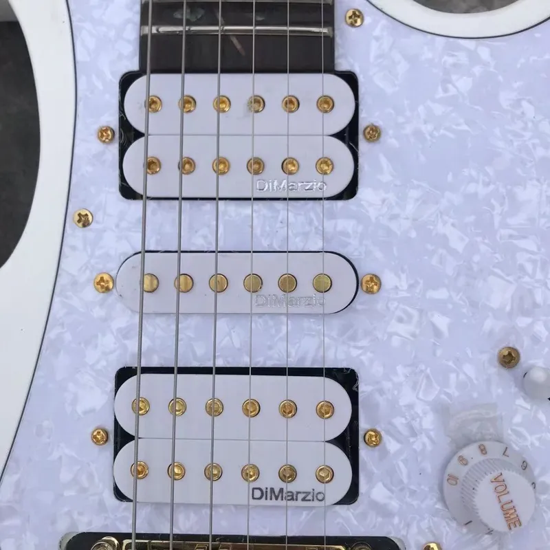 Электрогитара Ibanez 2 Электрогитара Ibanez 2