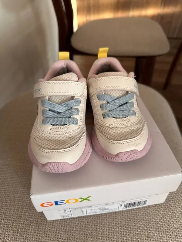 Детские кроссовки Geox