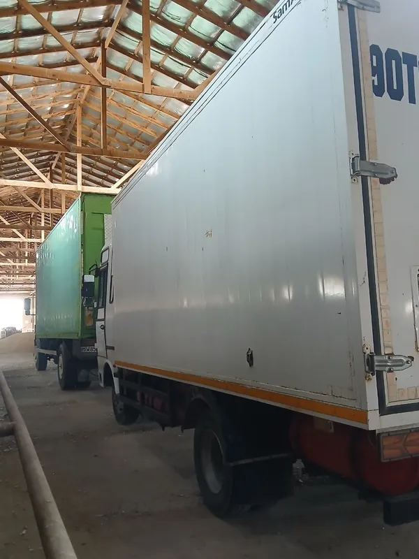Isuzu yuk avtomobili 3 Isuzu yuk avtomobili 3