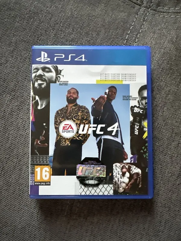 Игра UFC 4, в идеальном состоянии