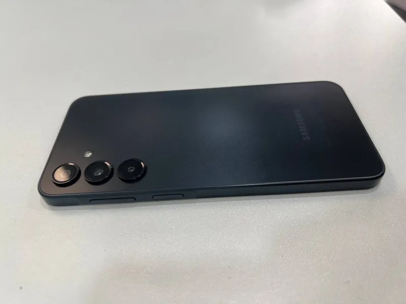 Samsung Galaxy A16 — фото 1