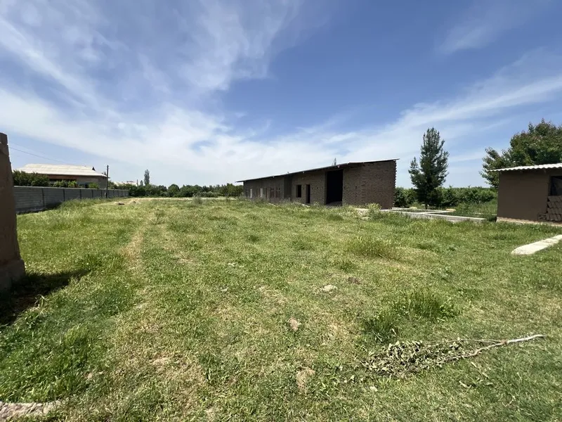 Uchastka sotiladi 10sutik