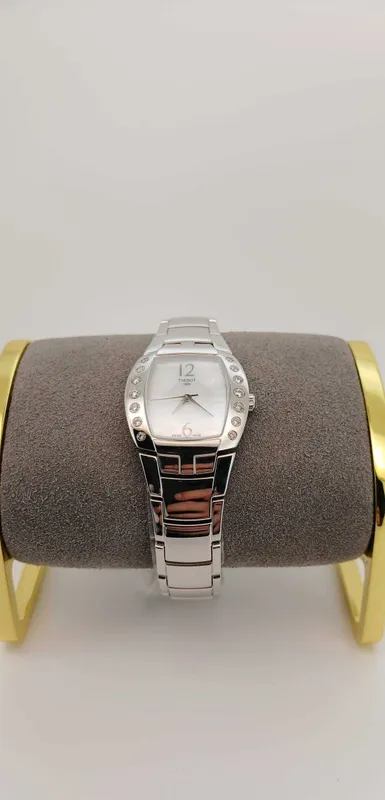 Женские часы Tissot Femini-t Diamonds 1 Женские часы Tissot Femini-t Diamonds 1
