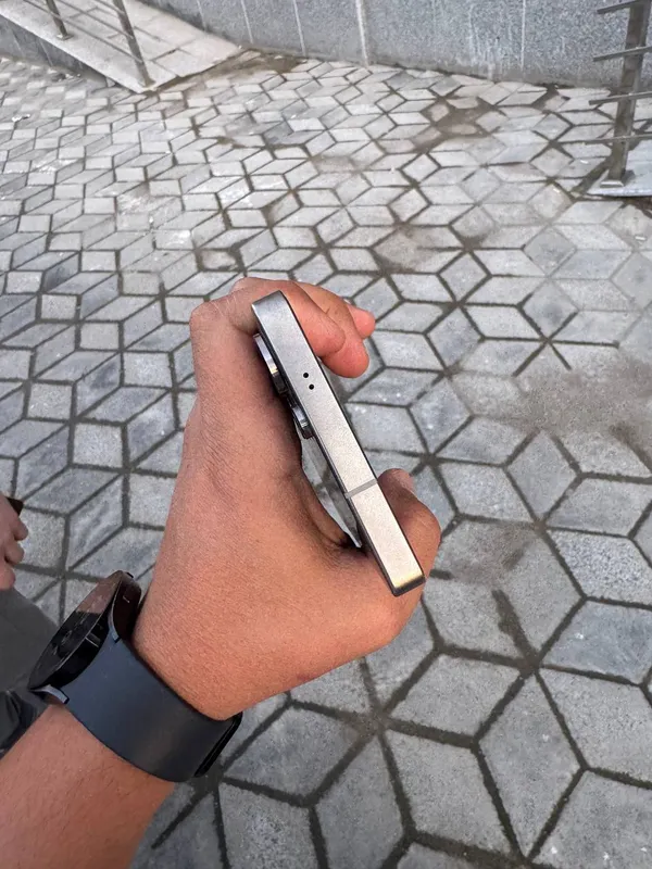 Samsung S25 Ultra 4