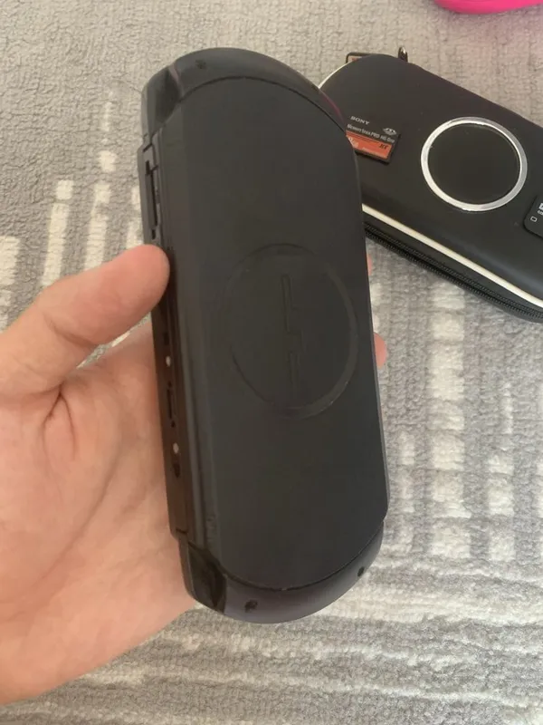 PsP street. 8gb лик2 та флешкаси+жехол сумкааси бонус 4