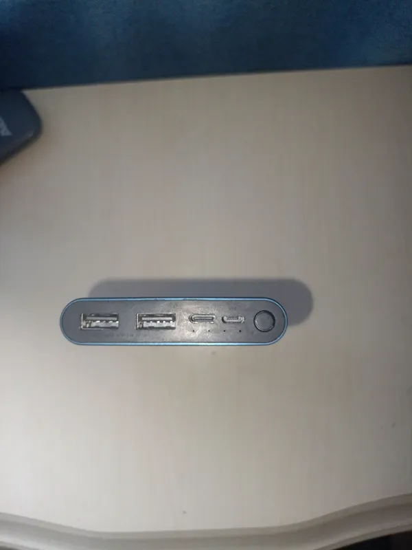 power bank 10.000 mah 3.7V — фото 1
