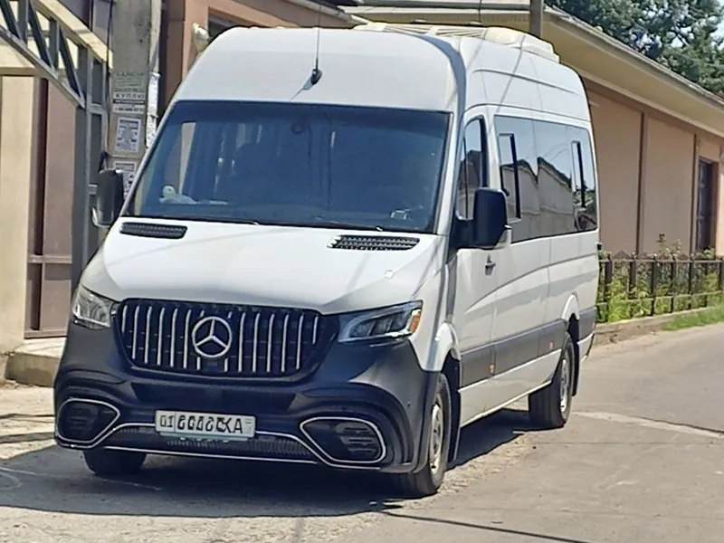 Mersedez benz Sprinter sotiladi