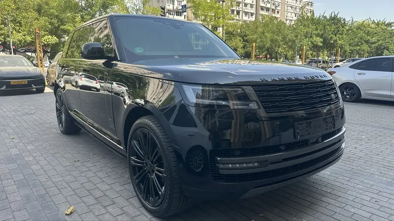 Range Rover Autobiografy 2026 год long 3 Range Rover Autobiografy 2026 год long 3