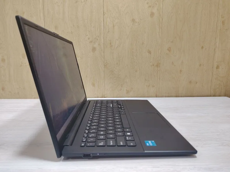 ASUS Vivobook Go 15 (ноутбук) — фото 2