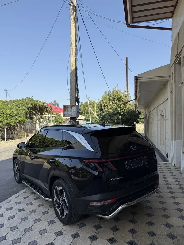 Срочно hyundai Tucson сотилади 2 Срочно hyundai Tucson сотилади 2