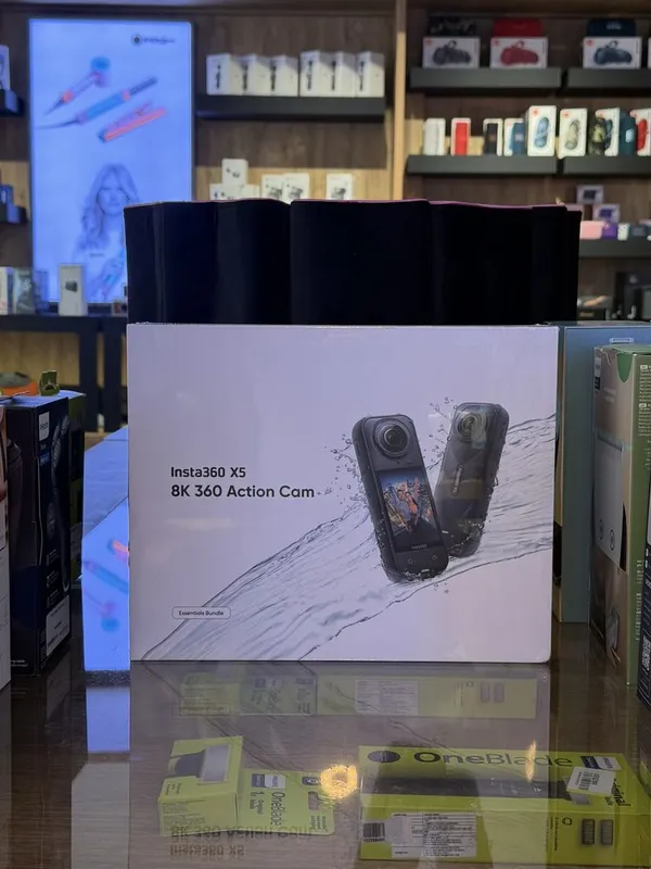 Insta 360 X5 8K 360 action cam 1 Insta 360 X5 8K 360 action cam 1