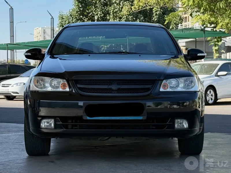 Продается автомобиль Chevrolet Lacetti 1 позиция (MT) 5 Продается автомобиль Chevrolet Lacetti 1 позиция (MT) 5