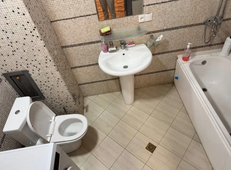 ЖК Bodomzor Terassa (метро Бодомзор)
Комнат: 2 8