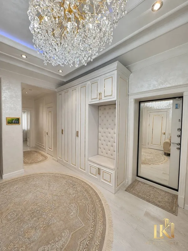 Mashxadi Residence turar-joy majmuasida yevrota’mirli zamonaviy dupleks 8