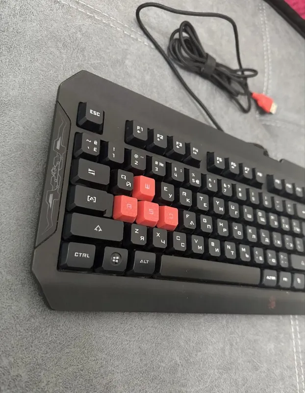 Bloody BI20N игровая клавиатура + игровая мышка 5 Bloody BI20N игровая клавиатура + игровая мышка 5
