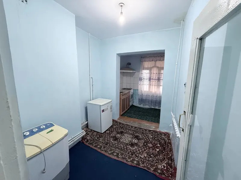 Сдаётся 2-х комнатная квартира в центре пятого микрорайона — фото 2