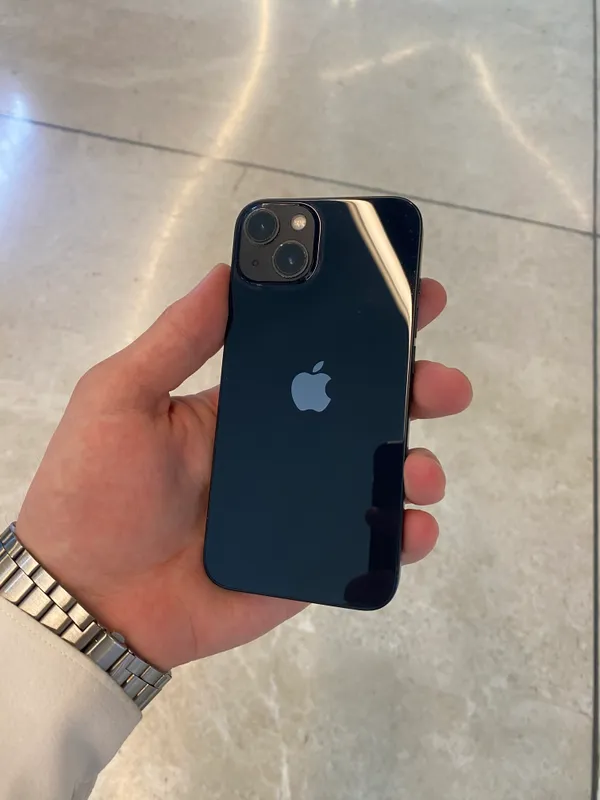 iPhone 13 (128) srochna sotiladi aybi yoq 1