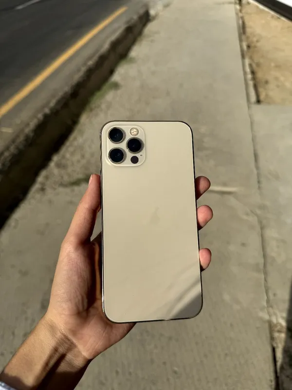 i phone 12 pro gold 128 1 i phone 12 pro gold 128 1