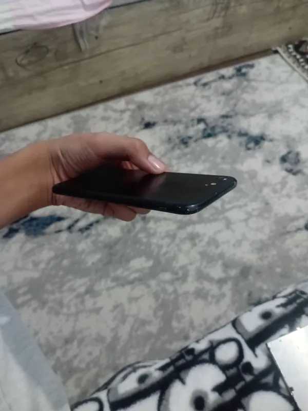 iPhone 7 6