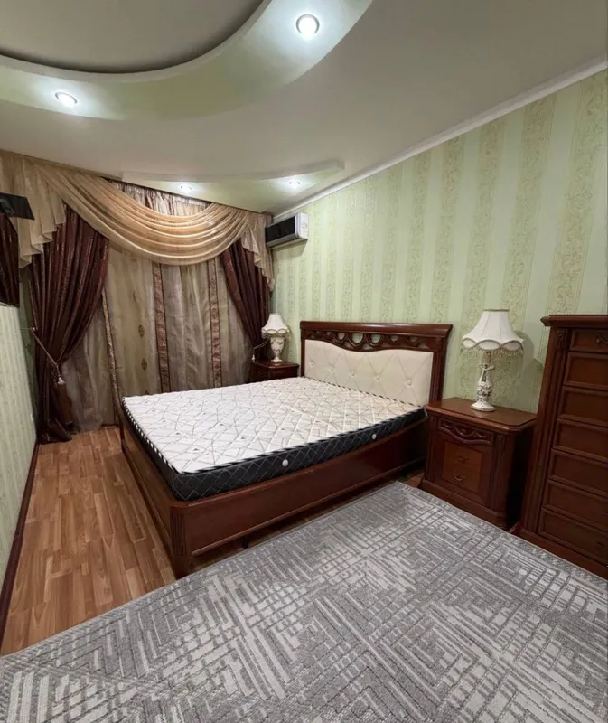 Mirzo Ulug‘bek tumanida 80 m² maydonli 3 xonali kvartira sotiladi 3