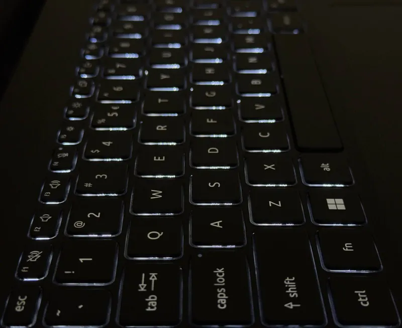 Acer Nitro V15 — i9 13900H / RTX 4060 8GB / 16GB — фото 4