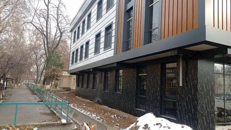 Аренда отдельно стоящего здания 1863 м² — фото 1