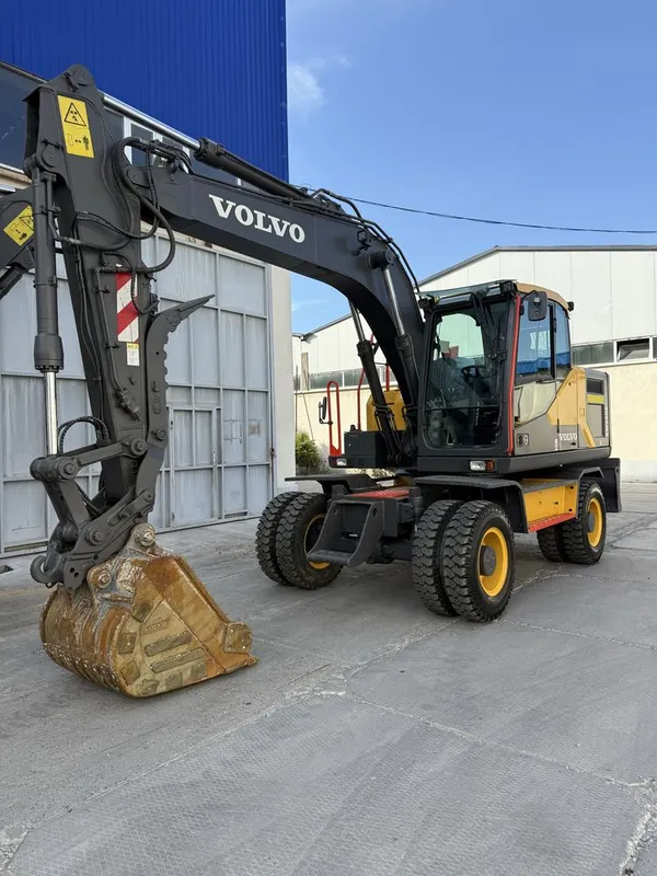 VOLVO EW140E 2018год 9700 моточас